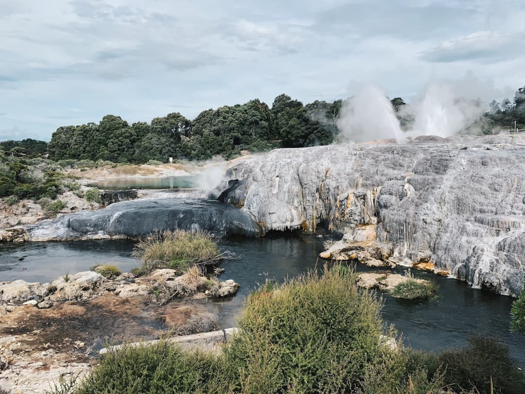 Tessenkai Geyser - Image