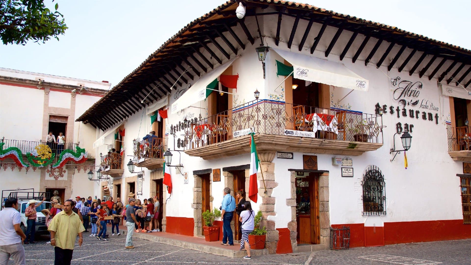 Plaza de la Independencia - Image 2