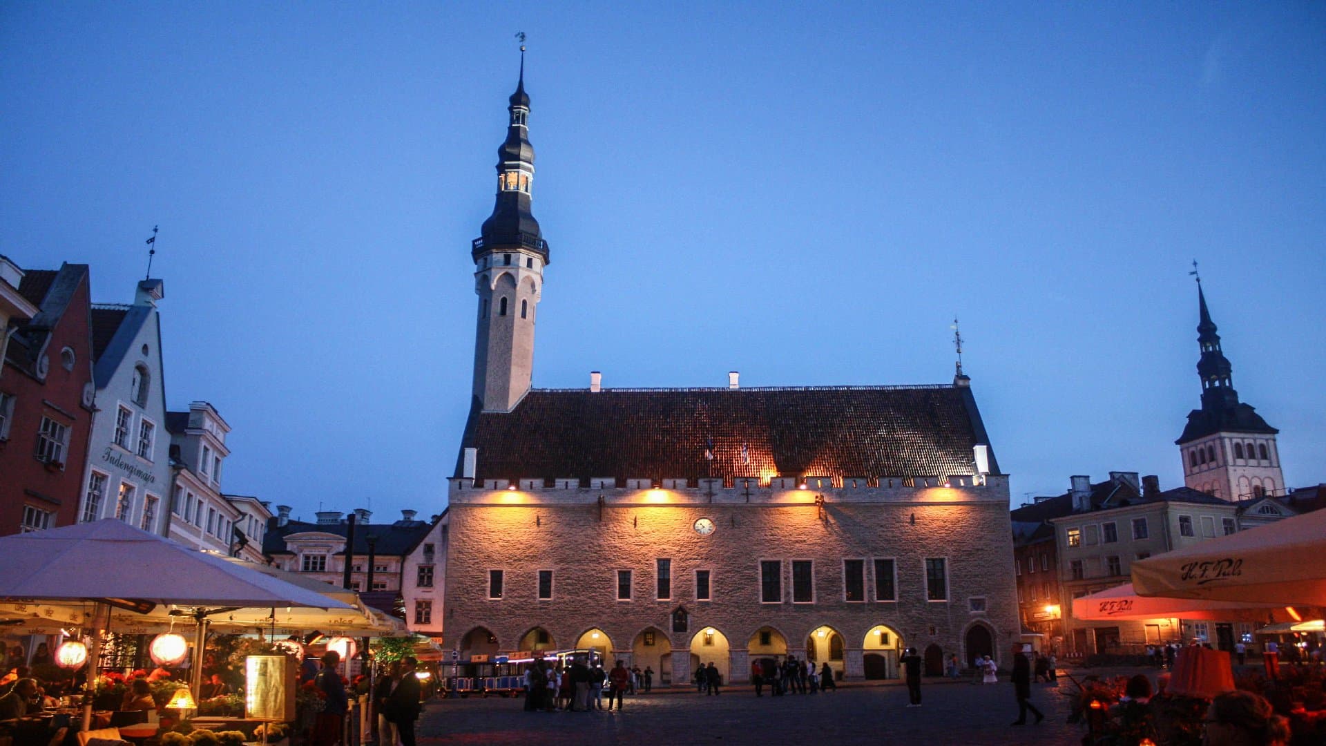Tallinn Town Hall - Image 4