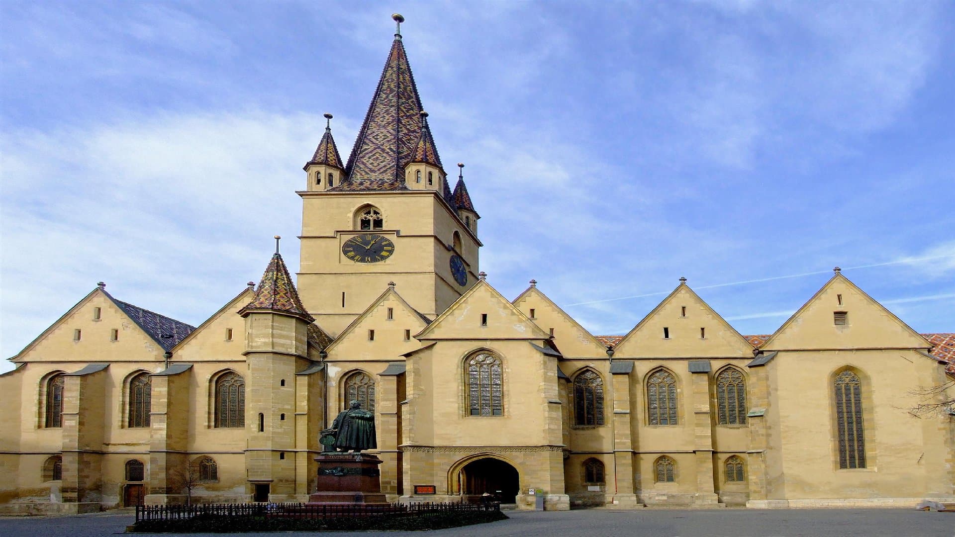 Sibiu Lutheran Cathedral - Image 2