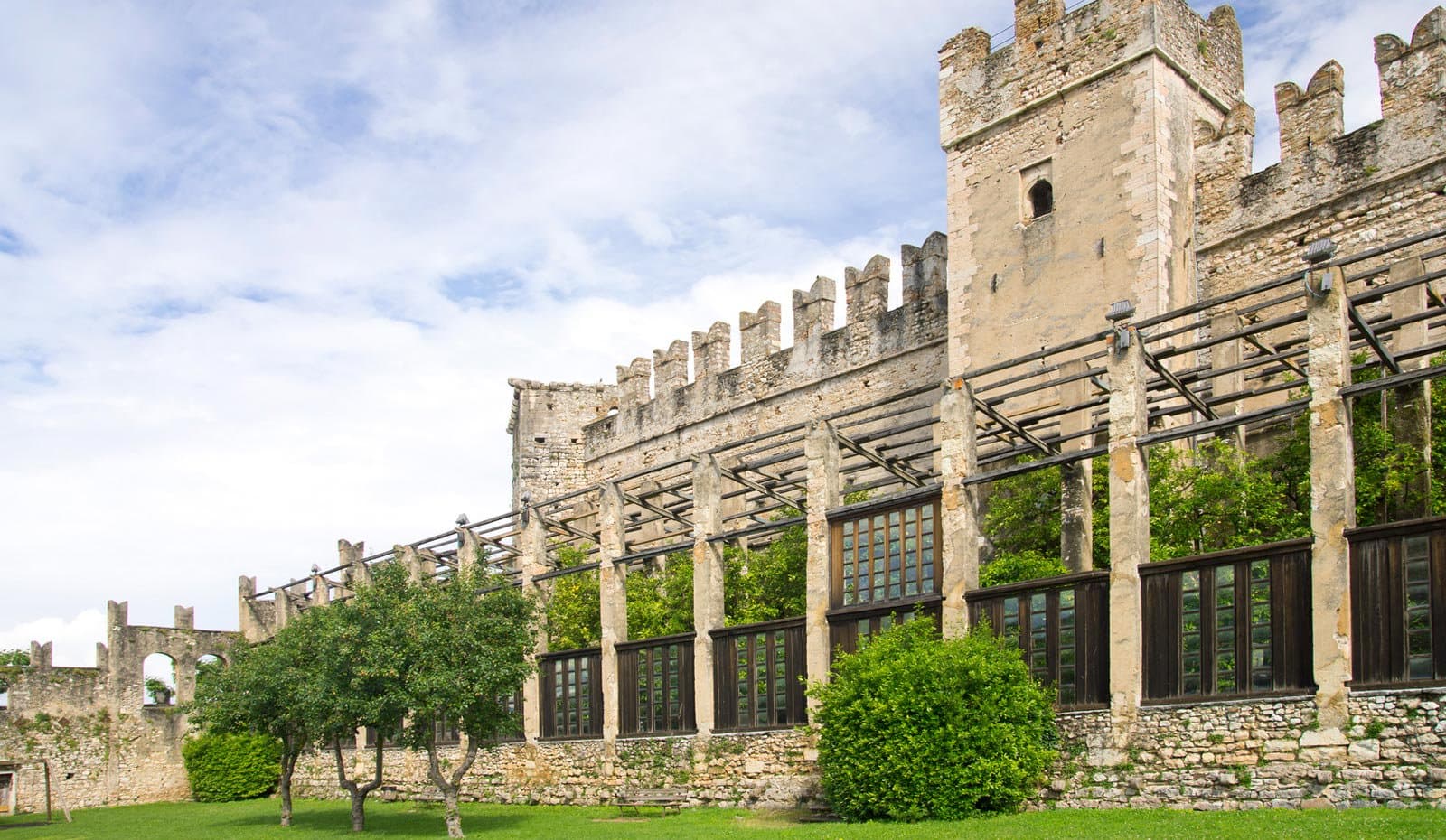 Torri del Benaco Castle - Image 5