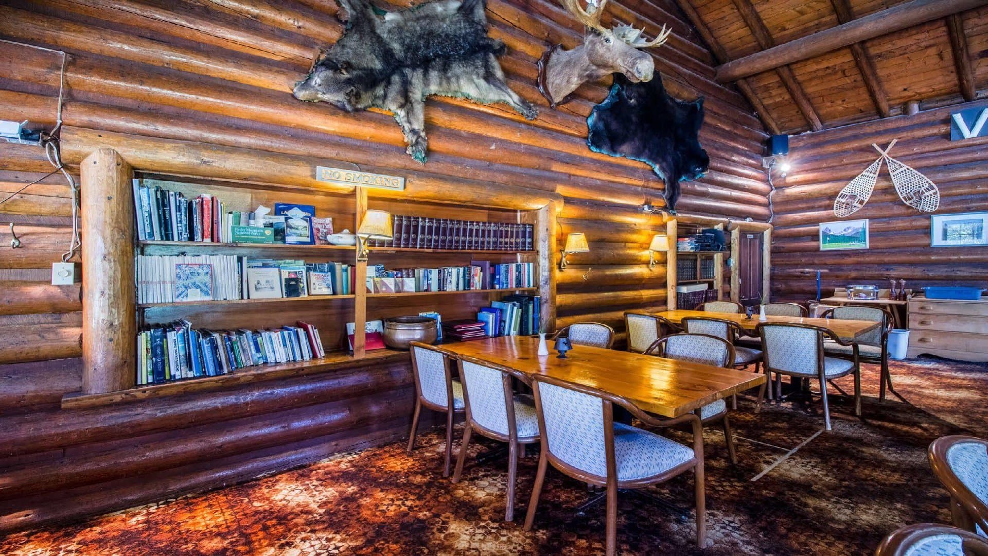 Kootenay Park Lodge - Image 1