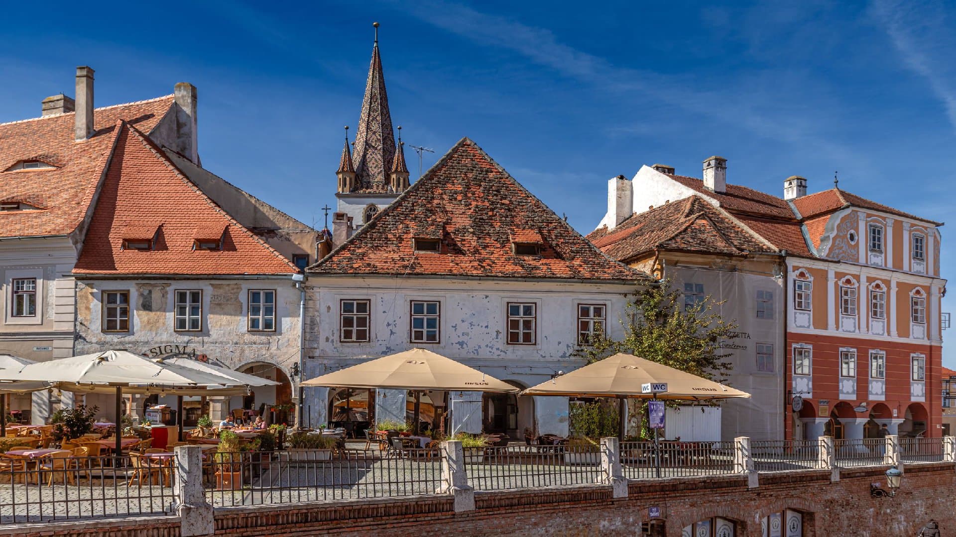 The Small Square (Piața Mică) - Image 3