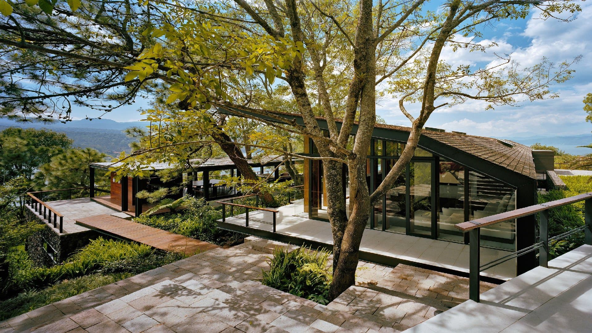 Parque El Nogal - Image 3