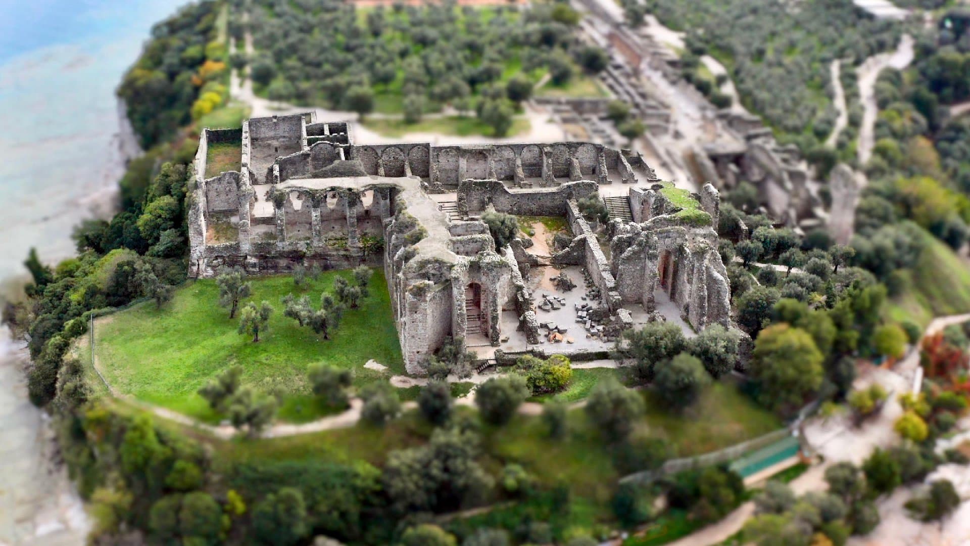 Grotte di Catullo - Image 4