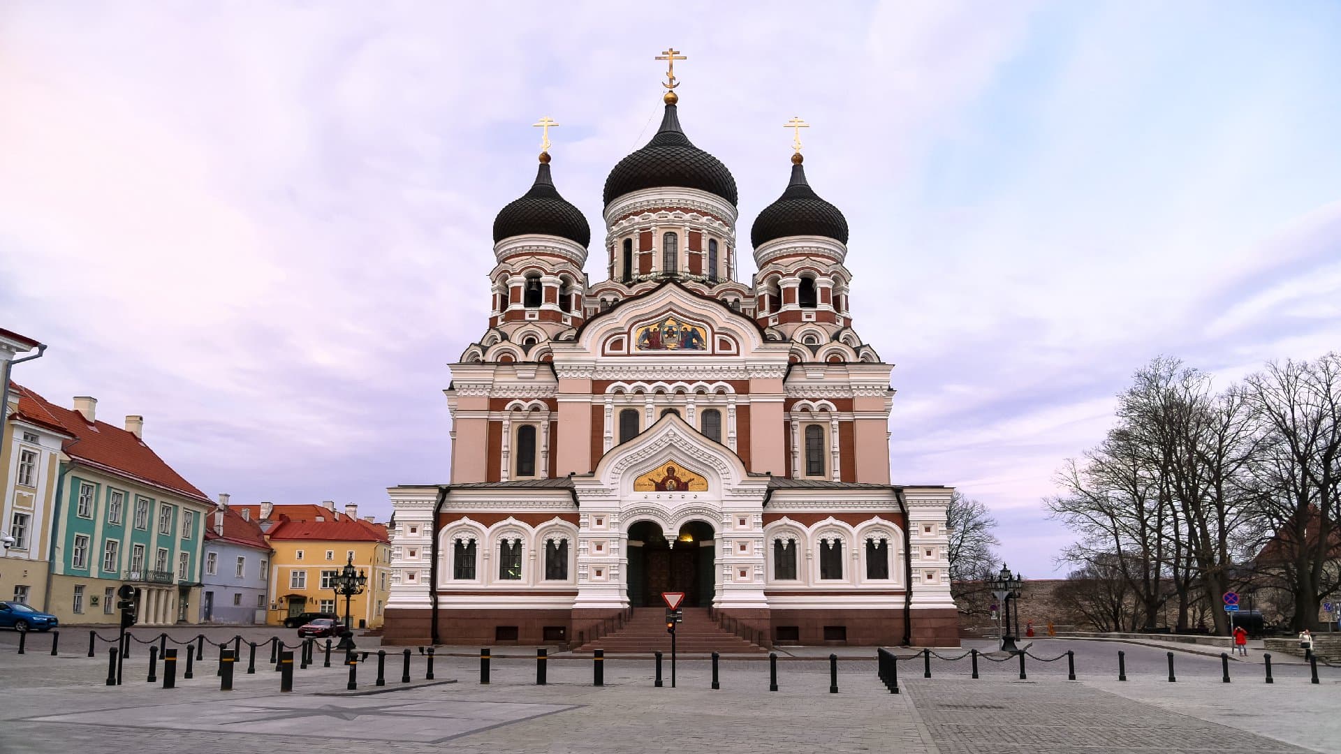 Alexander Nevsky Cathedral - Image 5