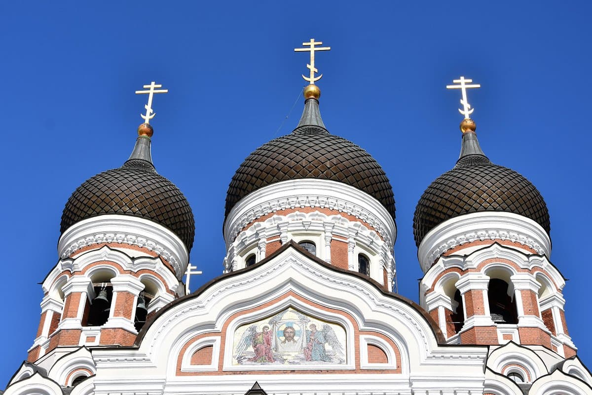 Alexander Nevsky Cathedral - Image 6